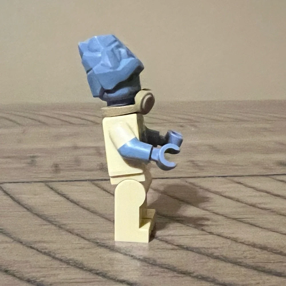 LEGO Marvel Korg Minifigure sh752 From set 76200 Bro Thor's New Asgard.